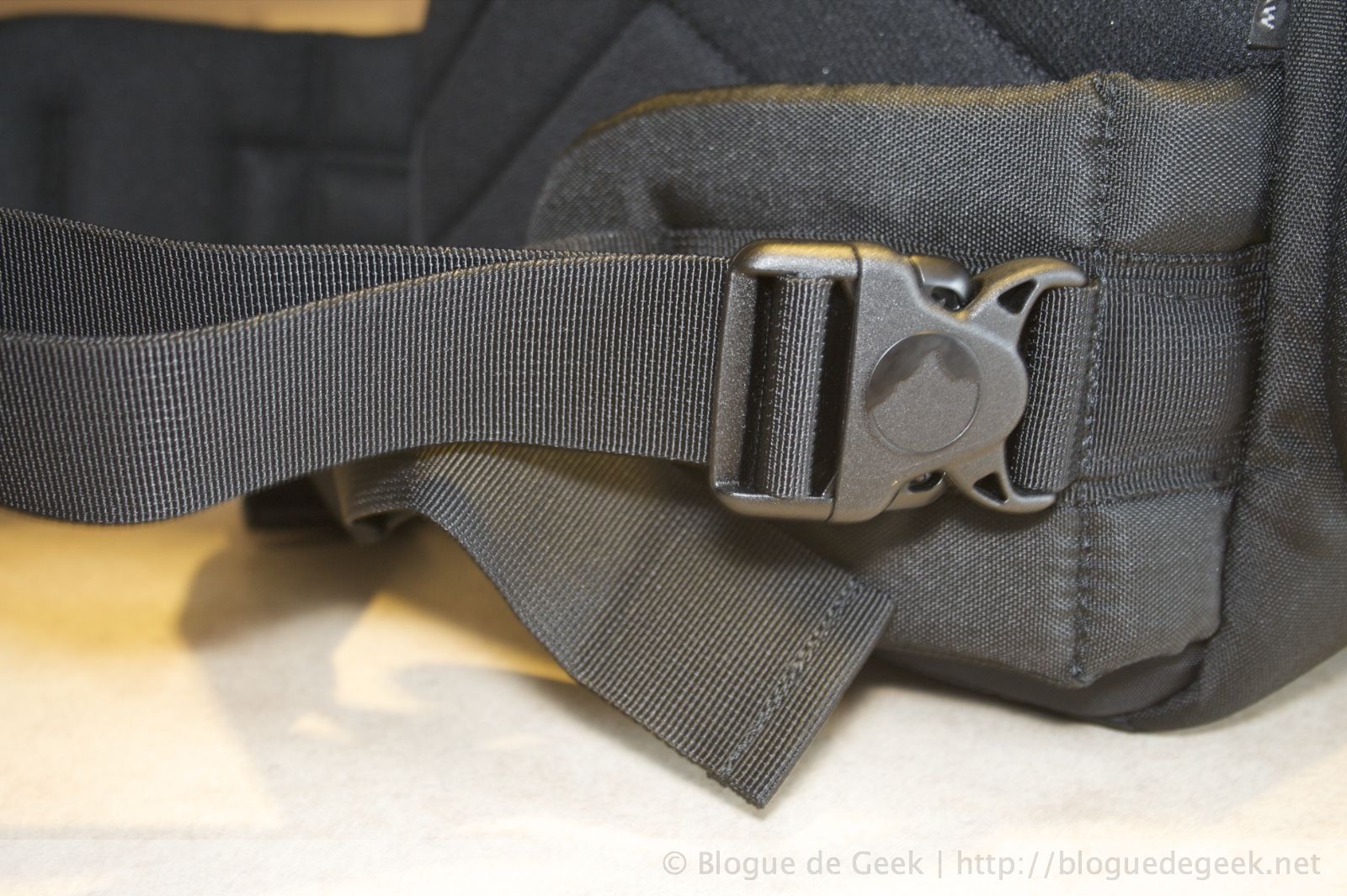  Lowepro Slingshot 300 AW, sac à dos pour photographe [Évaluation]