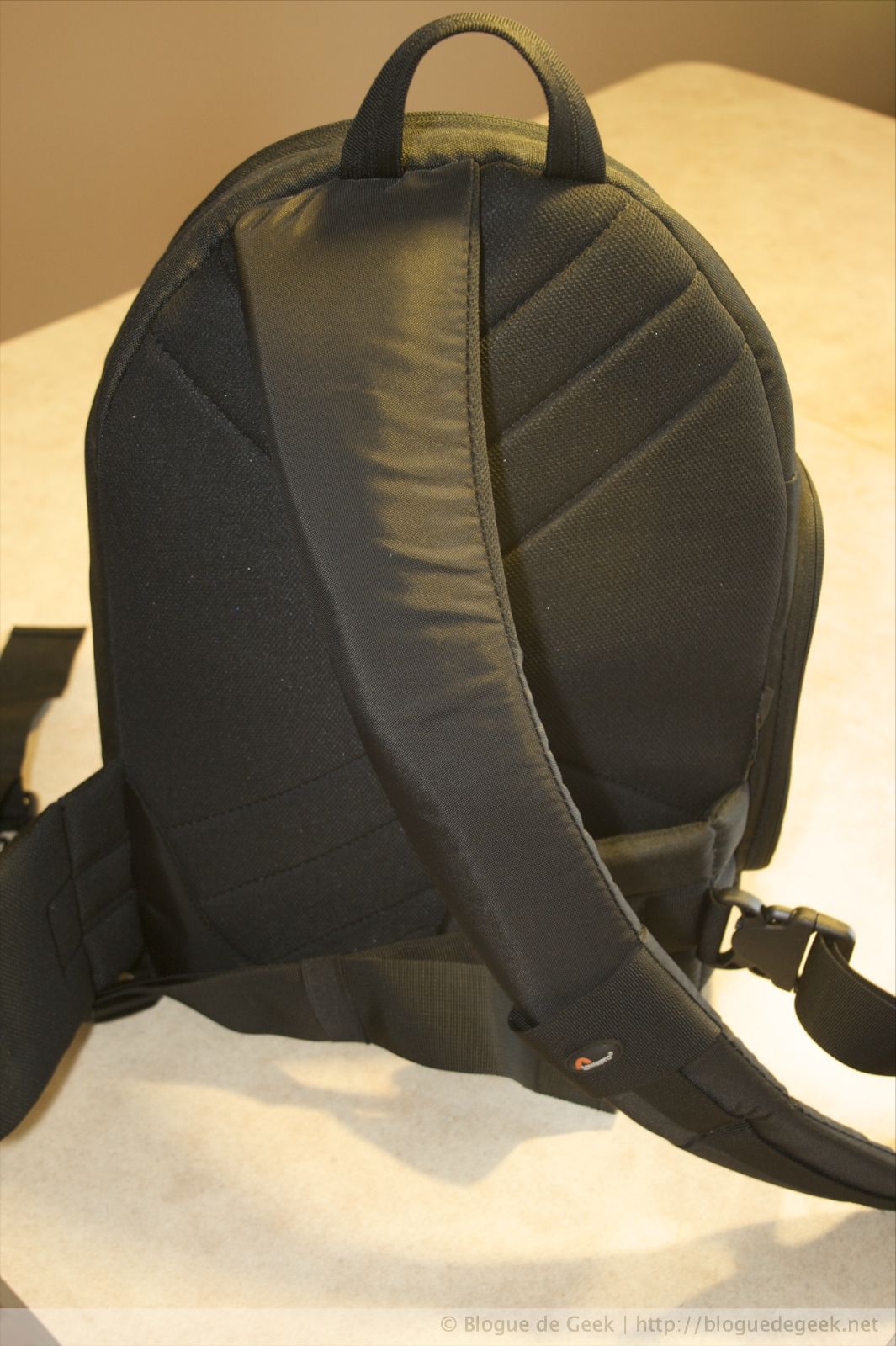 Lowepro Slingshot 300 AW, sac à dos pour photographe [Évaluation]
