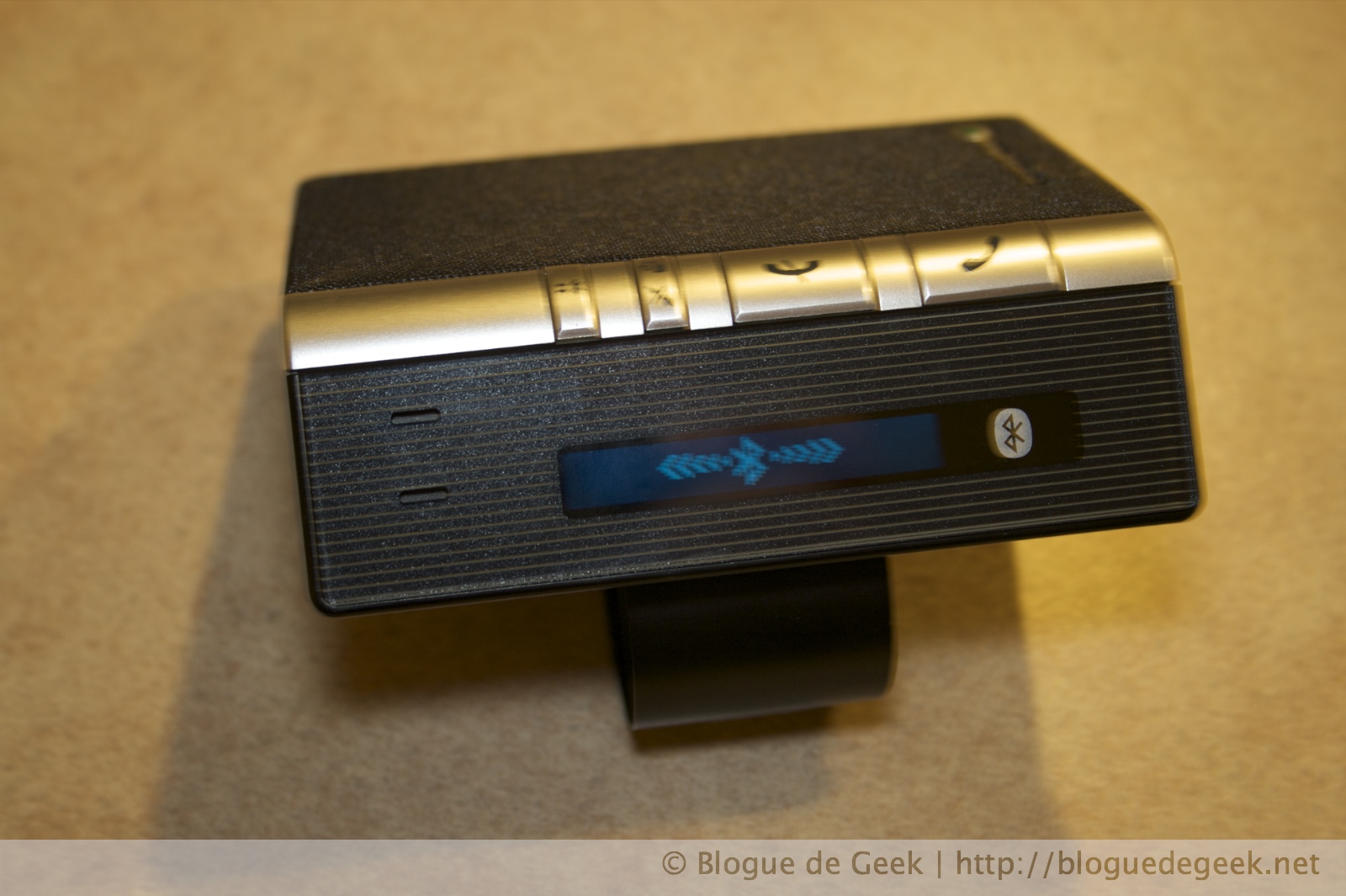 Sony Ericsson HCB-120, mains-libre pour la voiture [Évaluation]
