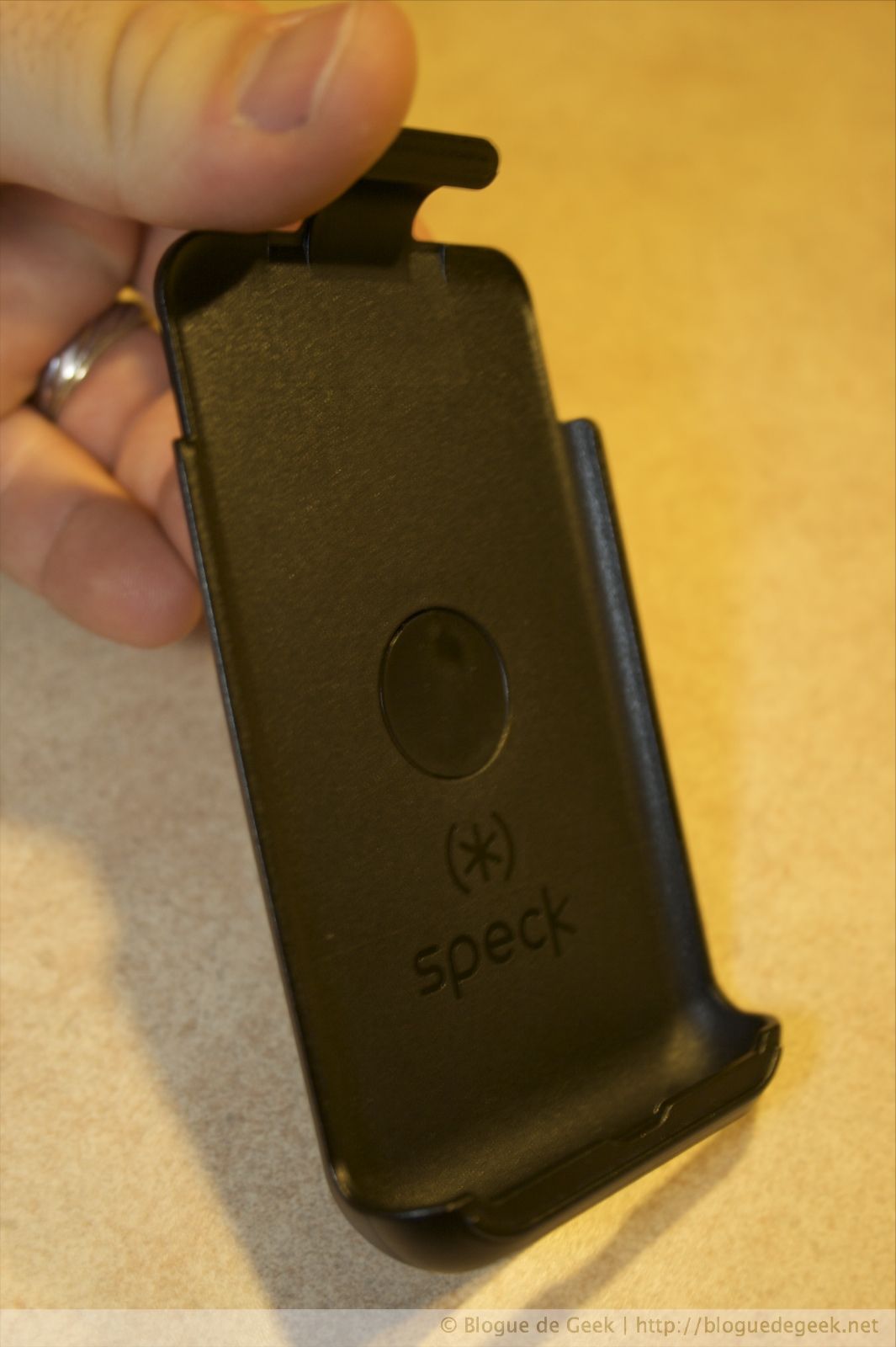 Speck SeeThru pour l&rsquo;iPhone