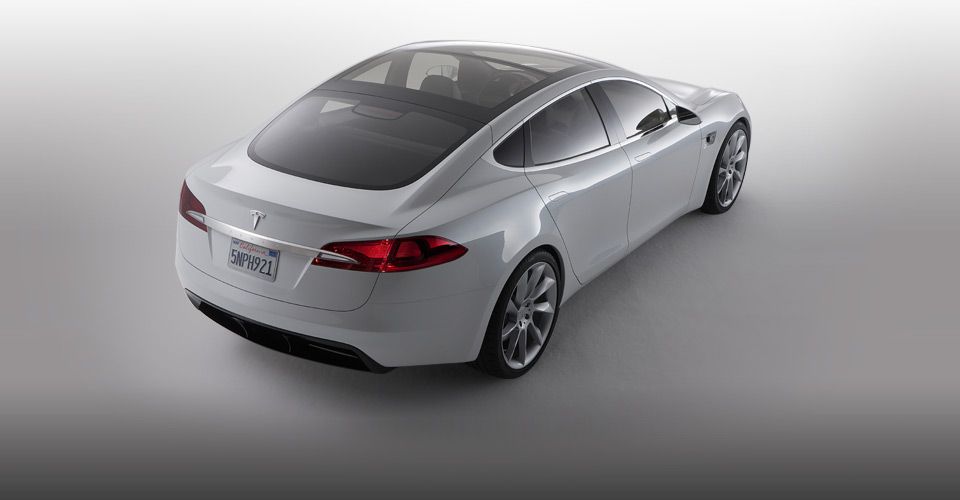Tesla S :: Une réalité dans 2 ans!