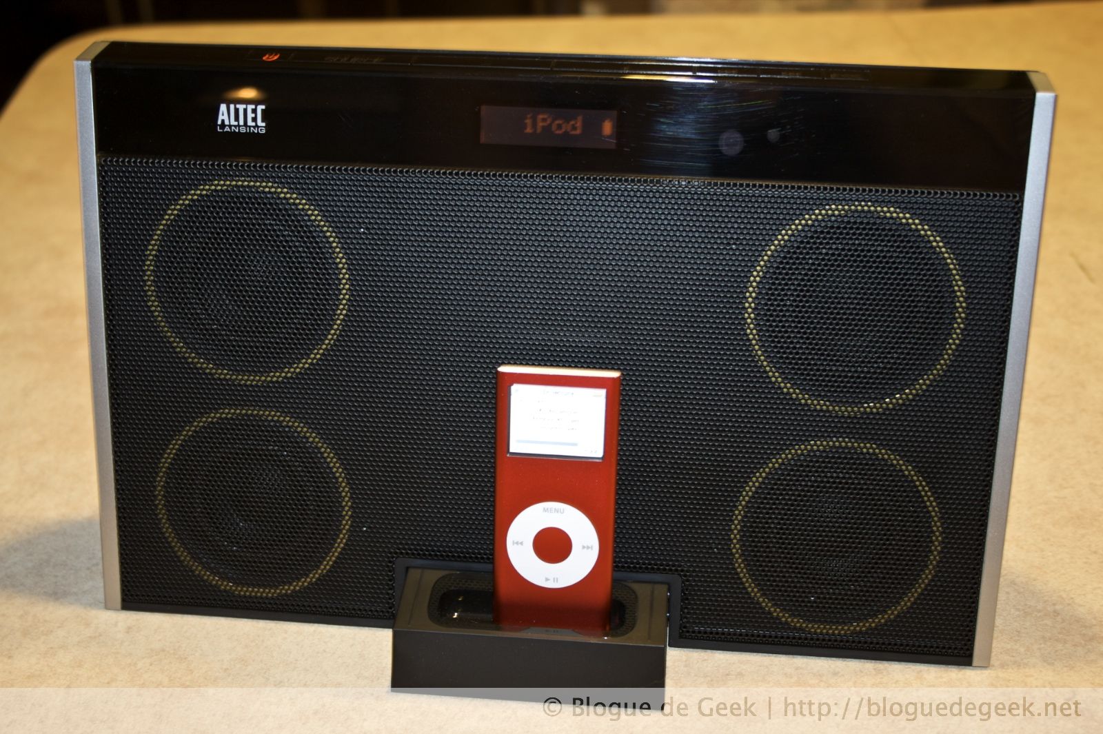 Altec Lansing inMotion MAX iMT702