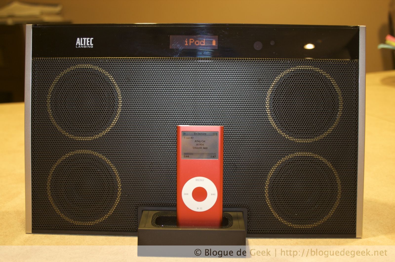 Altec Lansing inMotion MAX iMT702