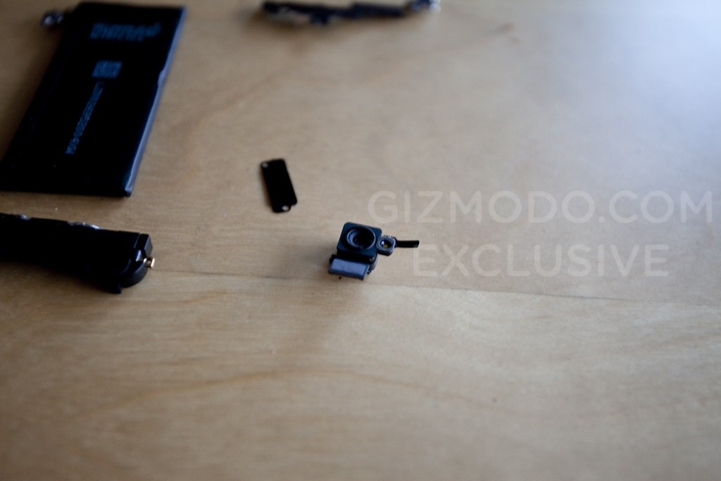 Prototype iPhone 4G, les entrailles