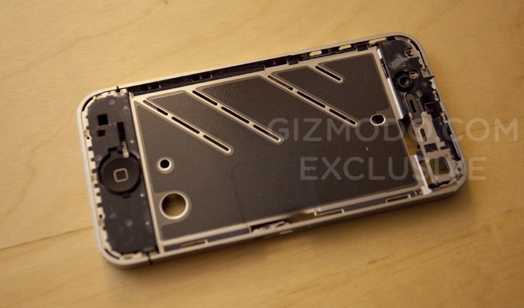 Prototype iPhone 4G, les entrailles