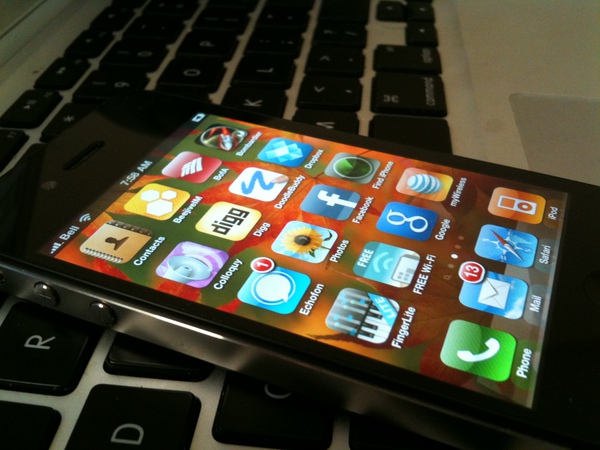 L’iPhone 4 finalement unlocké par un canadien!