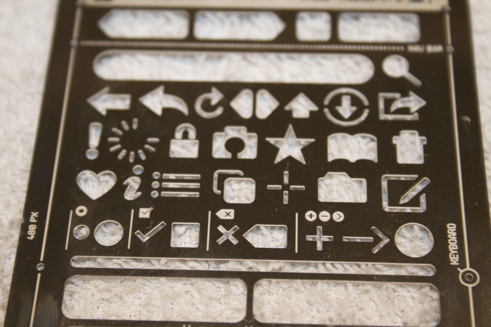 Kit de pochoir UI Stencils pour iPhone [Test]