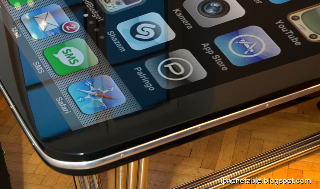 Une table iPhone de 58″!