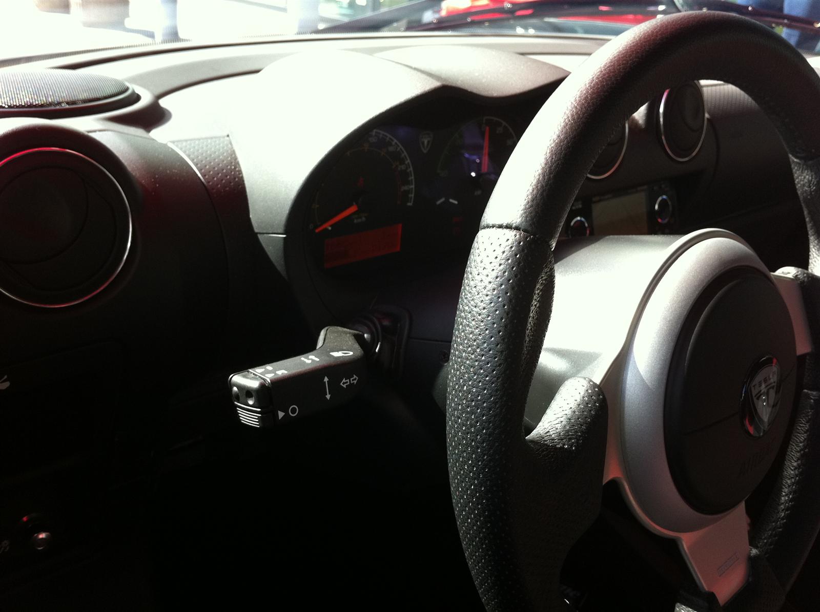 Tesla Roadster Sport 2.5, essai routier au Québec