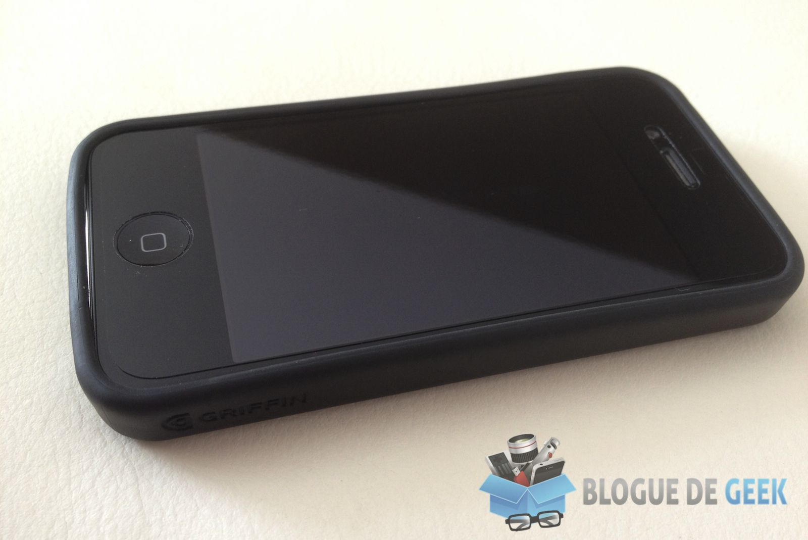 invisibleSHIELD HD pour iPhone 4 et 4S [Test]