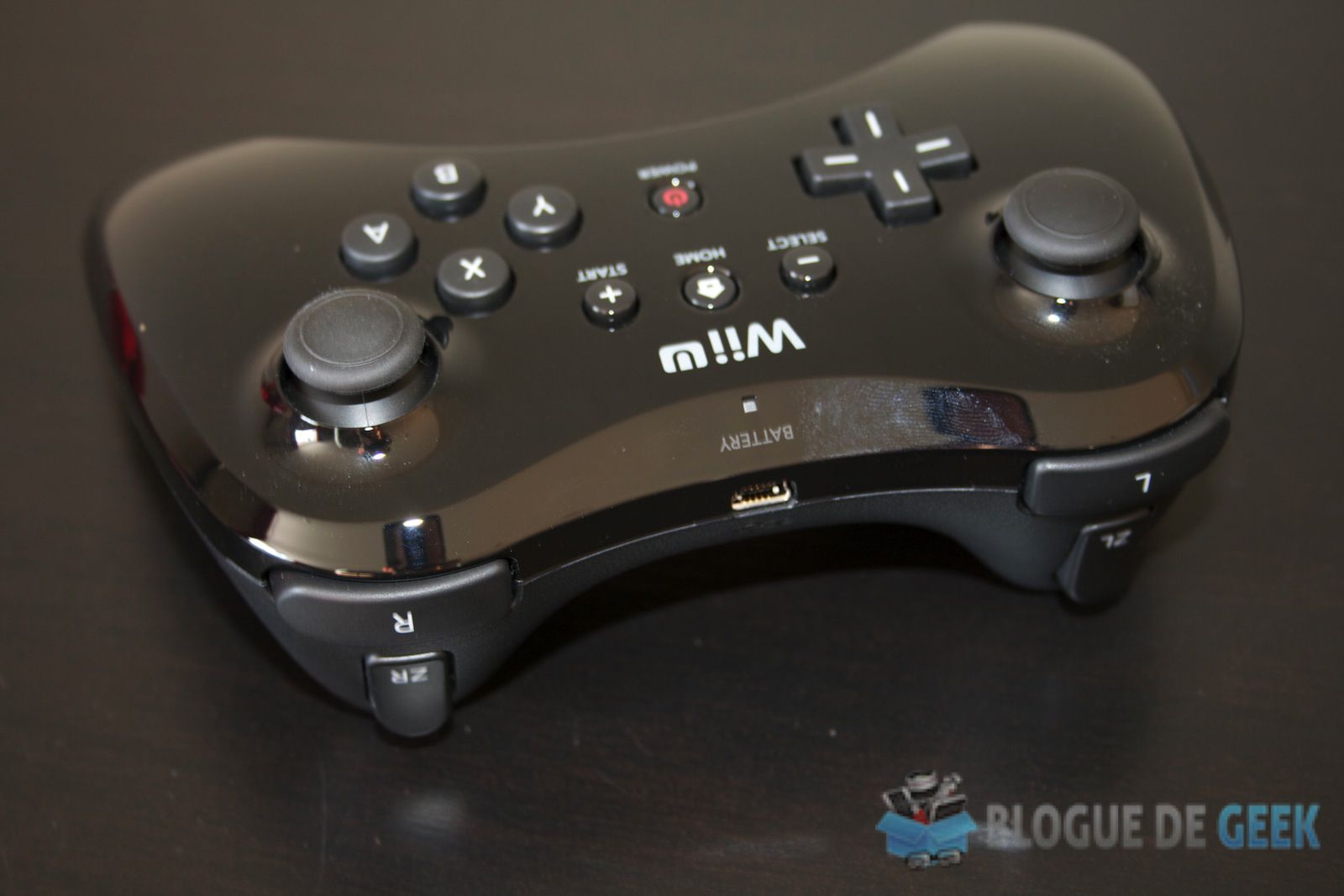 Wii U Pro Controller