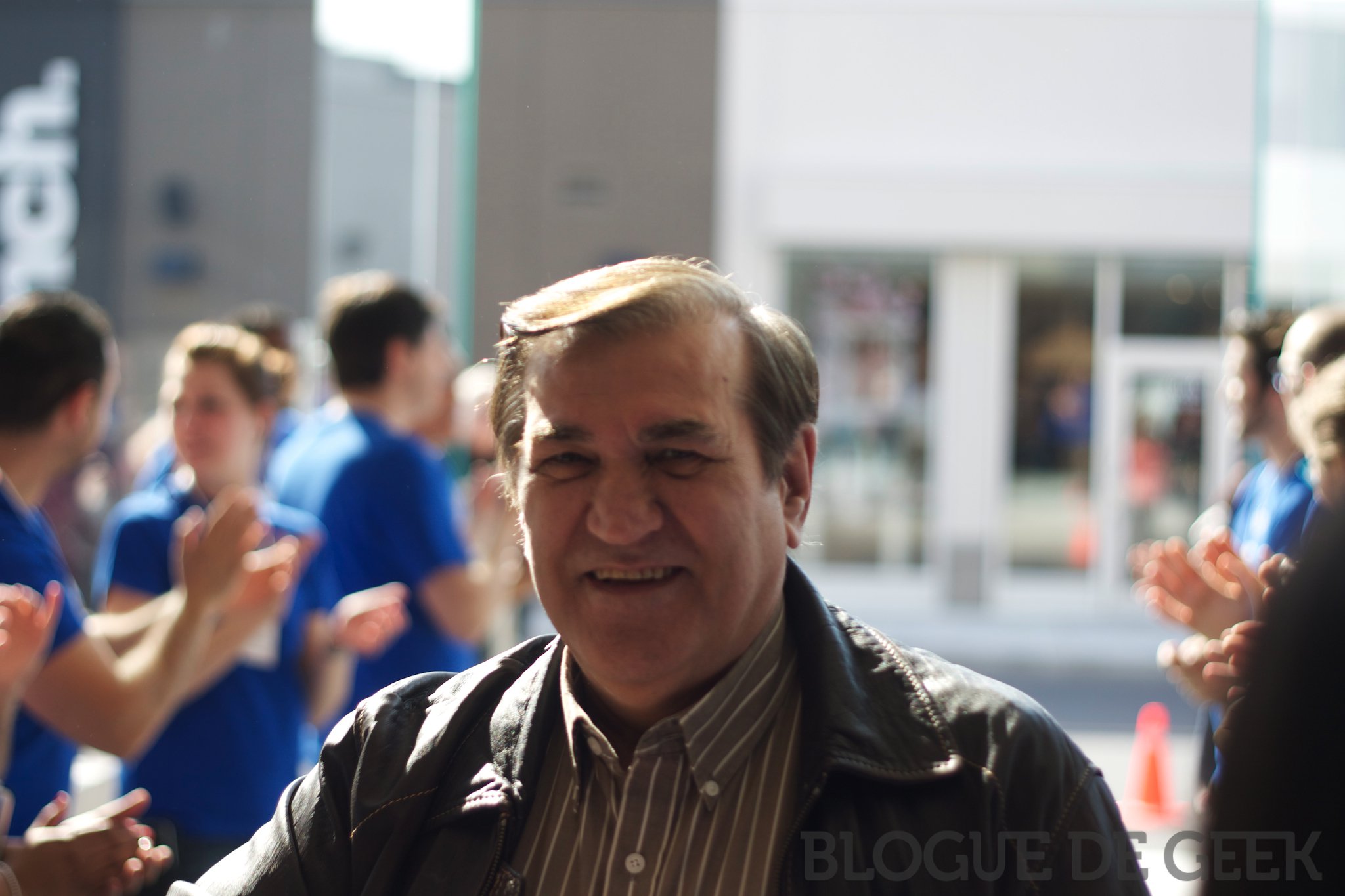 Ouverture du Apple Store du Quartier Dix-30