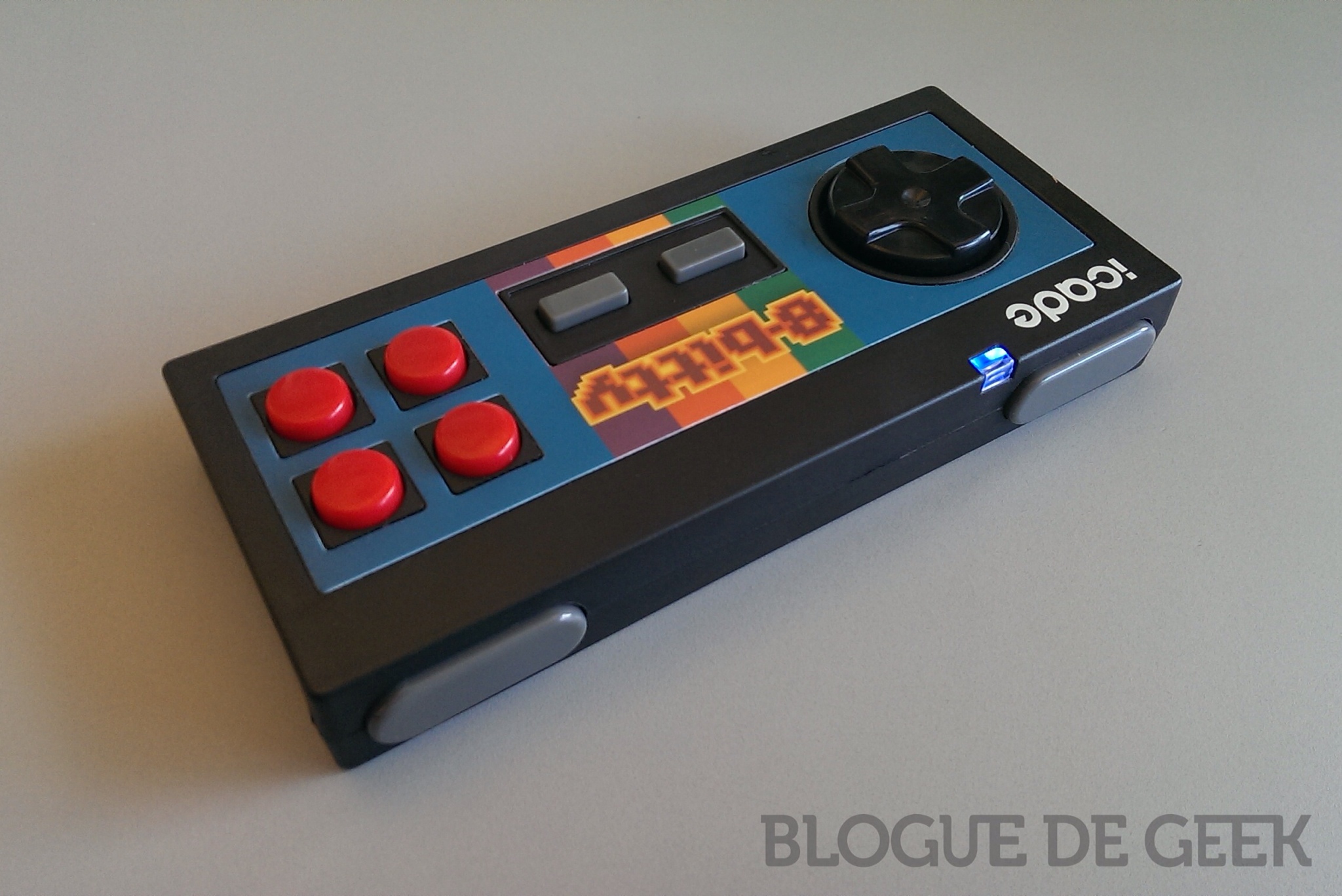 iCade 8-Bitty