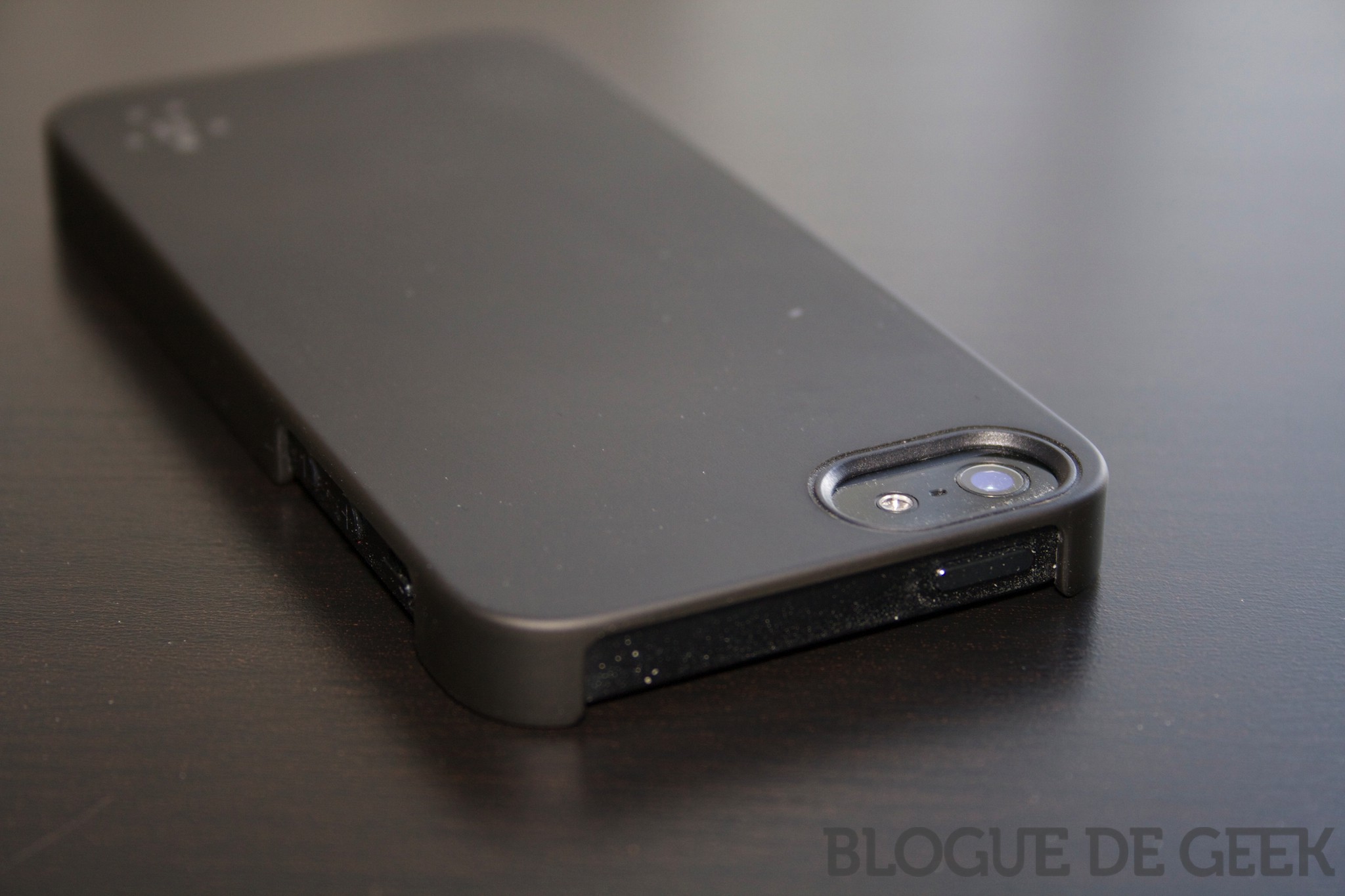 Étui Shield Shee Matte de Belkin pour iPhone 5