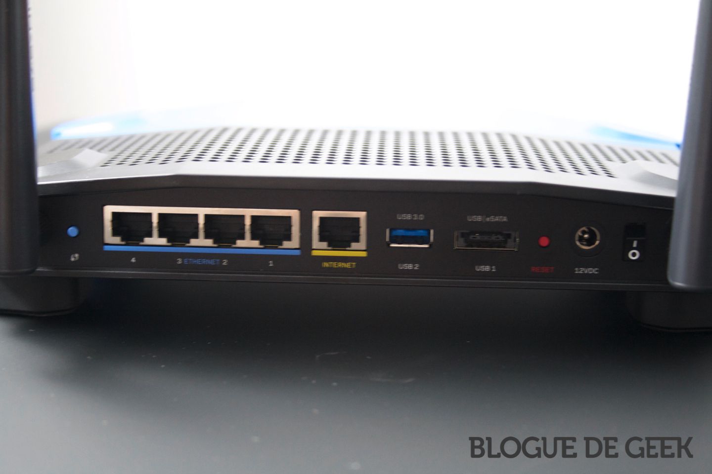 Linksys WRT1900AC Routeur