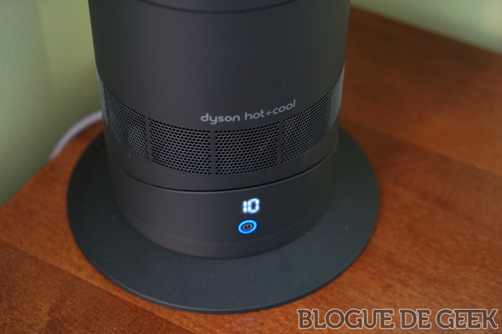Dyson AM09