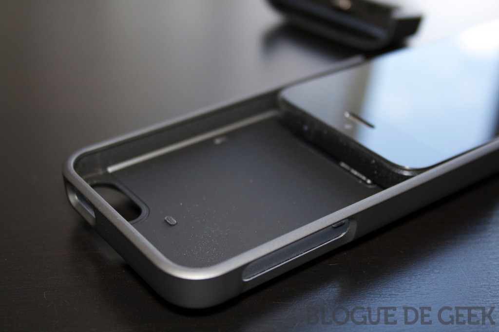 Mophie Juice Pack Helium pour iPhone 5